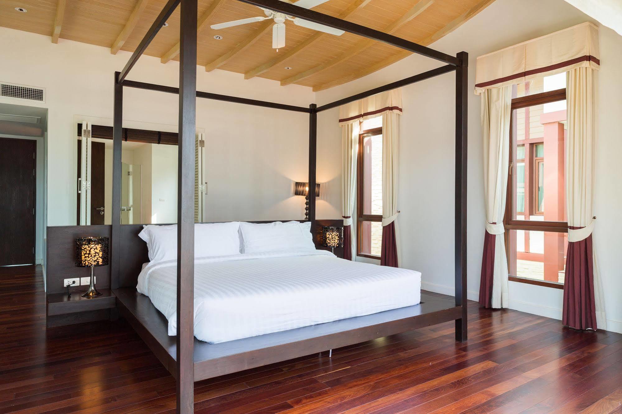 Ao Nam Mao Amatapura Beachfront Villa 15, Sha Certified מראה חיצוני תמונה