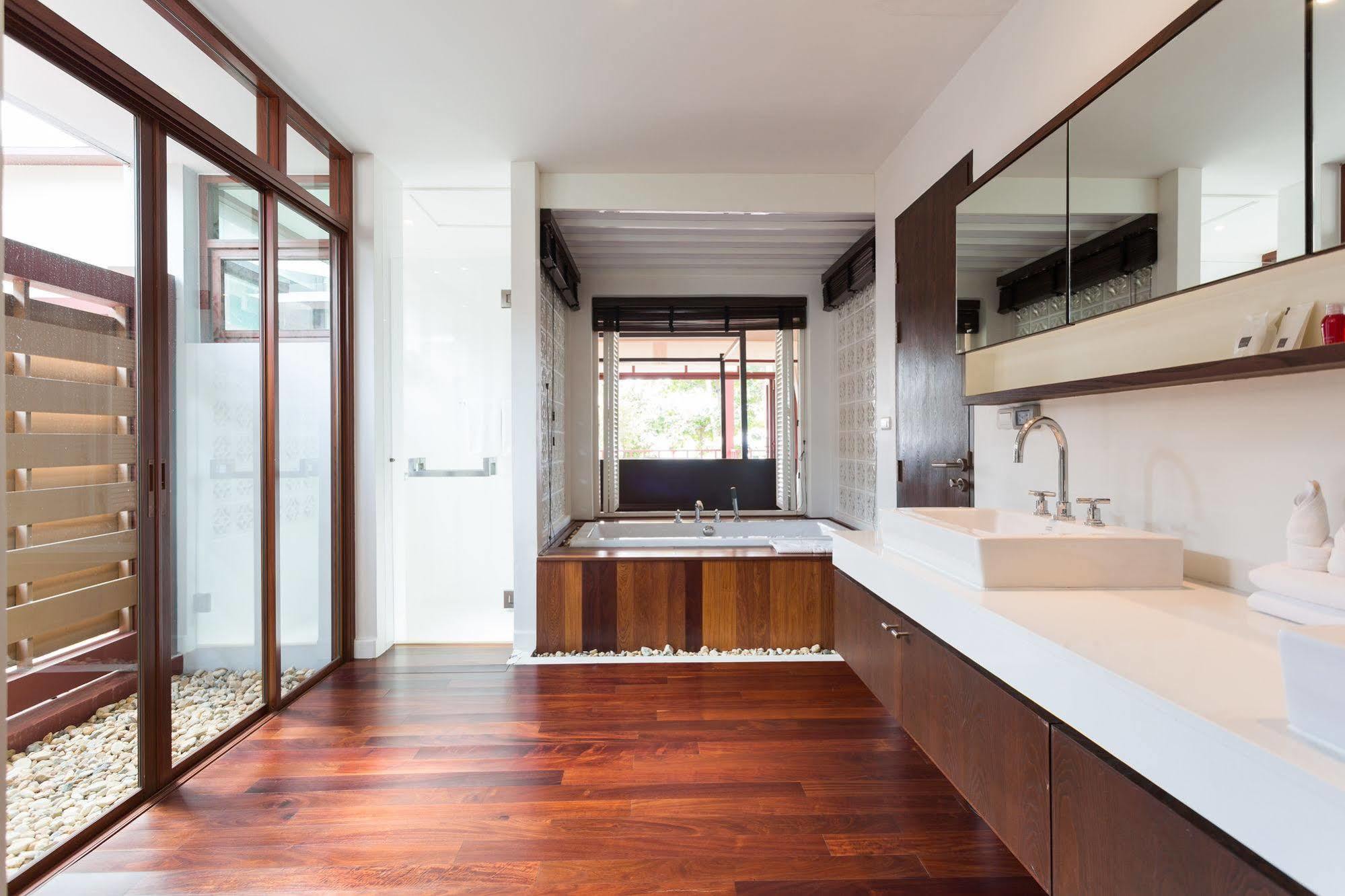 Ao Nam Mao Amatapura Beachfront Villa 15, Sha Certified מראה חיצוני תמונה