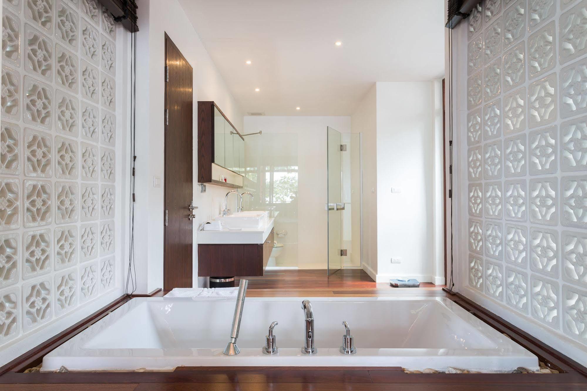 Ao Nam Mao Amatapura Beachfront Villa 15, Sha Certified מראה חיצוני תמונה
