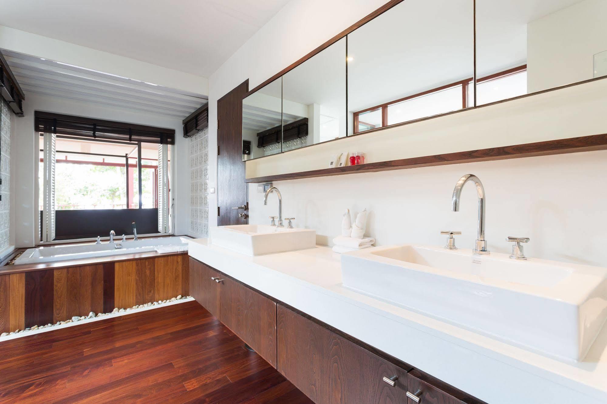 Ao Nam Mao Amatapura Beachfront Villa 15, Sha Certified מראה חיצוני תמונה